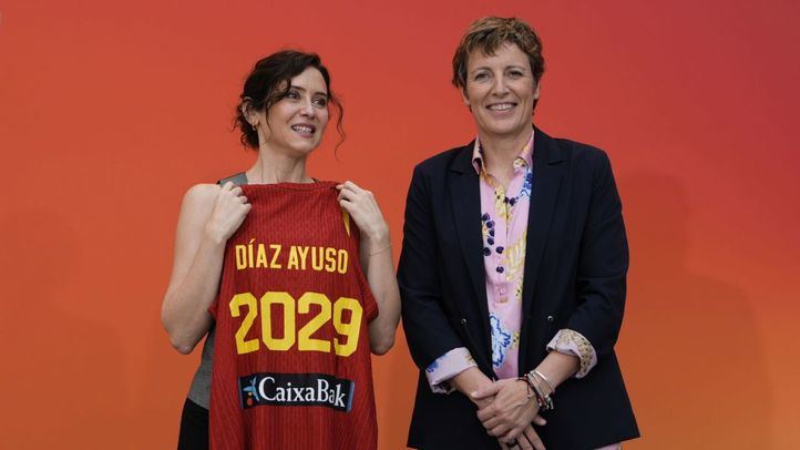 Ayuso presenta el acuerdo con la FEB para la celebración del Eurobasket 2029