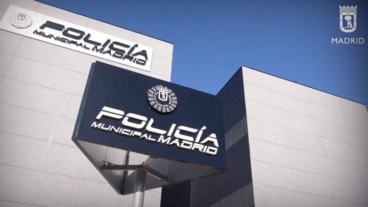 Irrumpe en casa de su expareja en San Blas, la agrede y se lleva a su hijo de cuatro meses