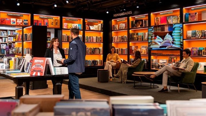Librerías a pie de calle y descuentos: así celebra El Corte Inglés el Día del Libro