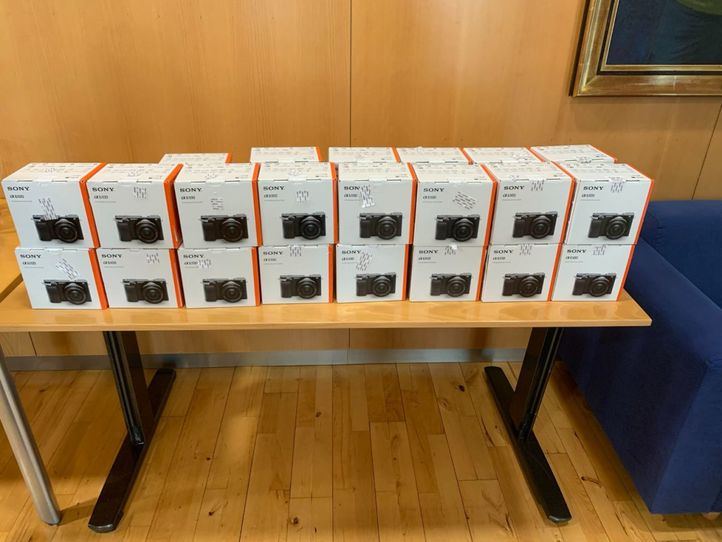 Arrestado en Alcalá por vender por internet cámaras robadas en la URJC