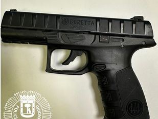 El arma de perdigones que utilizó el detenido