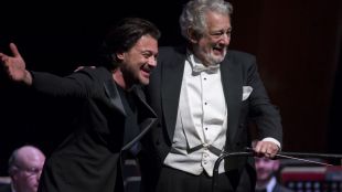 Dos grandes voces de la ópera iluminan Torre del Lago: Plácido Domingo y Vittorio Grigolo