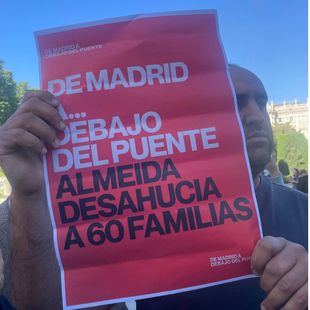 Vecinos denuncian 60 procesos de desahucio de la EMVS ante Almeida en Madrid