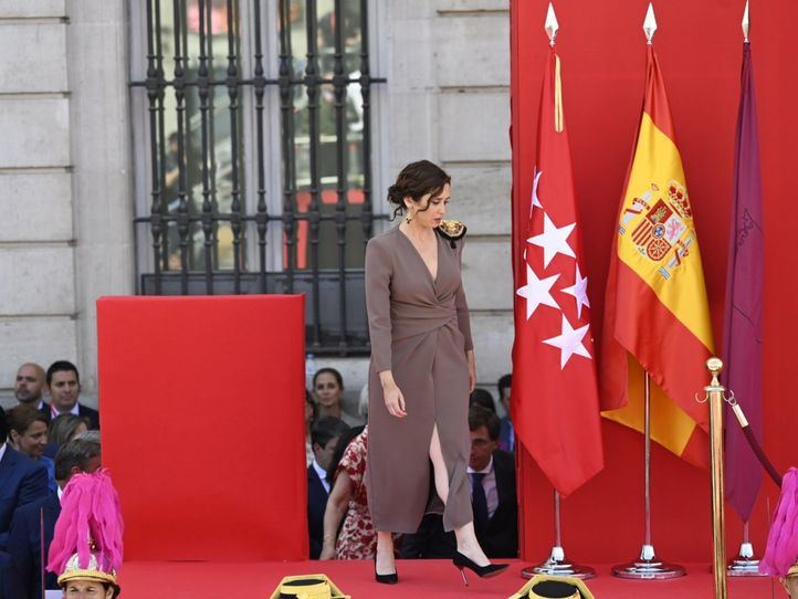 Ayuso durante el acto institucional por el Dos de Mayo
