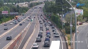 La operación retorno deja tráfico denso en varias carreteras de entrada a Madrid