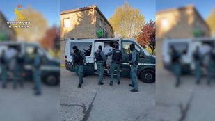 La Guardia Civil detiene en Galapagar a seis jóvenes por su presunta vinculación con los Latin Kings