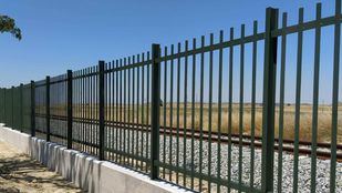 Adif invertirá 5,6 millones en nuevos vallados para reforzar la seguridad en Cercanías Madrid
