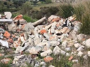 La hoja de ruta socialista para acabar con los vertidos "ilegales" en Majadahonda