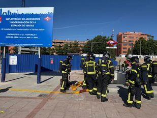 Desalojo en la línea 2 de Metro por un escape de gas