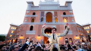 Puerta Grande con reparos para Julio Norte, y oreja y cornada grave para Mario Vilau