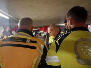 A la llegada de los servicios de emergencia, la víctima se encontraba en parada cardiorrespiratoria.