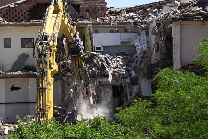 Derribo de las casas afectadas por la Línea 7B de Metro en San Fernando de Henares