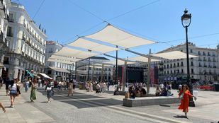 Los toldos de la Puerta del Sol estarán operativos el 1 de junio