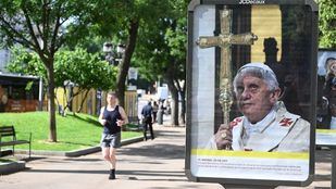 Recoletos revive las históricas visitas papales a Madrid con una exposición fotográfica