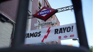 Metro se vuelca con el Rayo y tematiza las doce estaciones de Vallecas