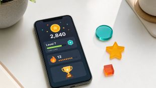 Cómo la gamificación mejora la experiencia en aplicaciones y servicios en línea