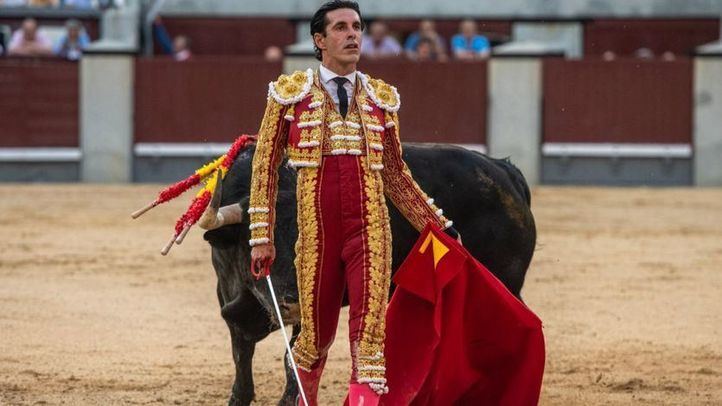 Alejandro Talavante en la faena a su segundo toro del qu ele concedieron una oreja.