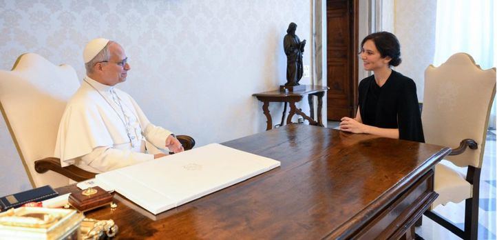 Ayuso se reúne con el Papa antes de su visita a Madrid: una hora de diálogo sobre ' desafíos compartidos'