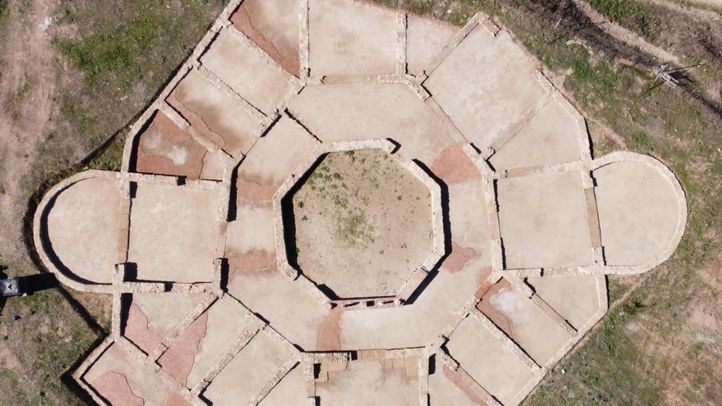 Vista aérea de una de las edificaciones de la Villa Romana de Valdetorres (Madrid).