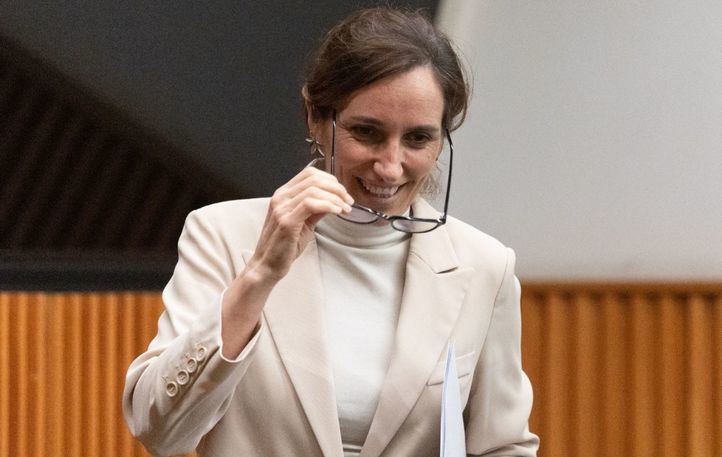 Sanidad reúne a las comunidades para abordar la reforma del Estatuto Marco en pleno conflicto
