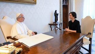 Ayuso se reúne con el Papa antes de su visita a Madrid