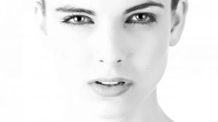 Manchas en la piel: cómo prevenirlas y tratarlas correctamente