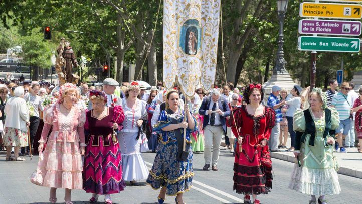 Procesión en las fiestas de San Antonio de la Florida