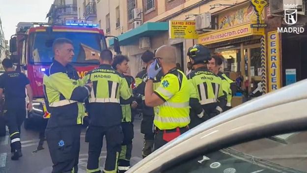 Heridas graves dos mujeres al ser atropelladas por un turismo en un cruce en Usera