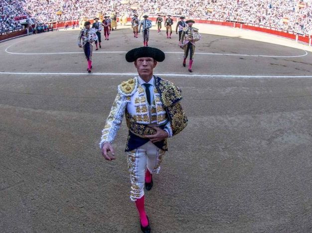 Borja Jiménez protagoniza una encerrona sin triunfo ni fracaso