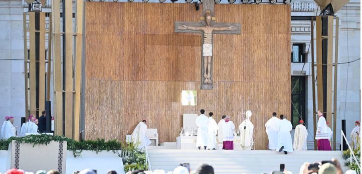 El Papa durante la misa en Cibeles