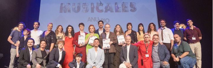 Paloma San Basilio presenta el anuario de musicales