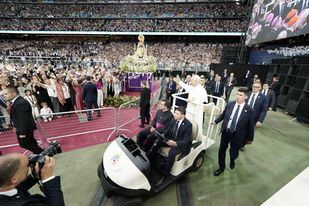 León XIV en el Bernabéu.