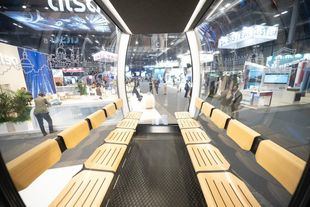 Interior de las nuevas cabinas del teleférico.