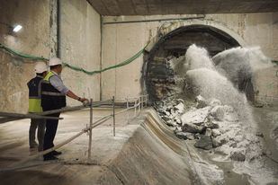 Unión del túnel entre Comillas y Madrid Río en la L11