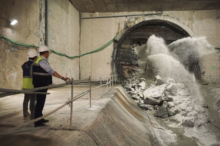 Unión del túnel entre Comillas y Madrid Río en la L11