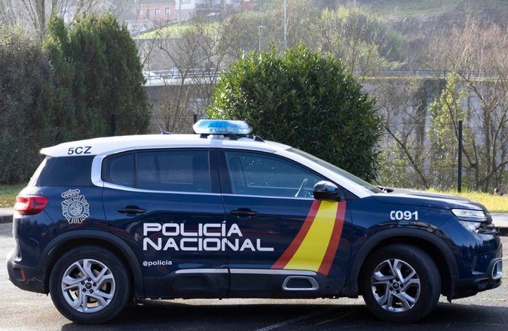 Tres detenidos por realquilar pisos ocupados en Vallecas