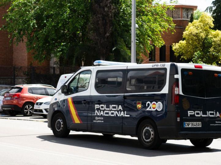 Tres detenidos por ocupar viviendas y alquilarlas ilegalmente a familias vulnerables en Vallecas