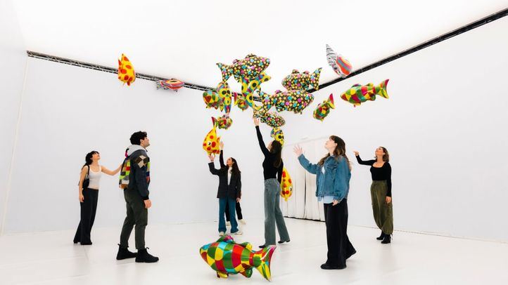 La exposición 'Euphoia – Art is in the Air' invita al público a interactuar en un recorrido participativo para todas las edades en el Escenario Puerta del Ángel