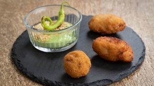 21 croquetas exclusivas a 1'5euro protagonizan el Día Mundial de la Tapa en Lavapiés con la cocina saludable de Xandra Luque.
