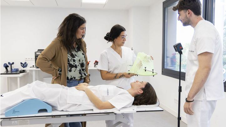Vocación, empleo y aprendizaje práctico: las claves para elegir una FP sanitaria