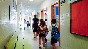 El personal laboral fijo de los centros educativos se rebela contra los contratos fijos discontinuos