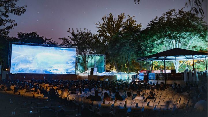 Cine de Verano de el Parque de la Bombilla