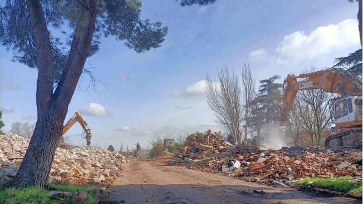 Trabajos de demolición para el Nuevo Barrio Campamento.