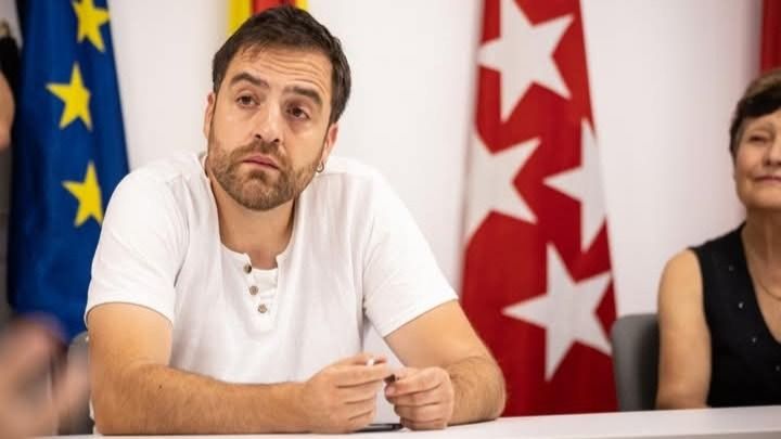 Manuel San Pastor, abogado y activista de la Plataforma de Afectados por la Hipoteca (PAH), disputará las primarias de Más Madrid en Alcorcón con la candidatura 'Alcorcón en marcha'..