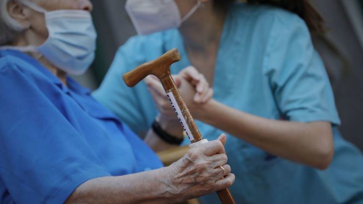 Satse denuncia que las residencias públicas afrontan el verano con una 'crítica' escasez de enfermeras