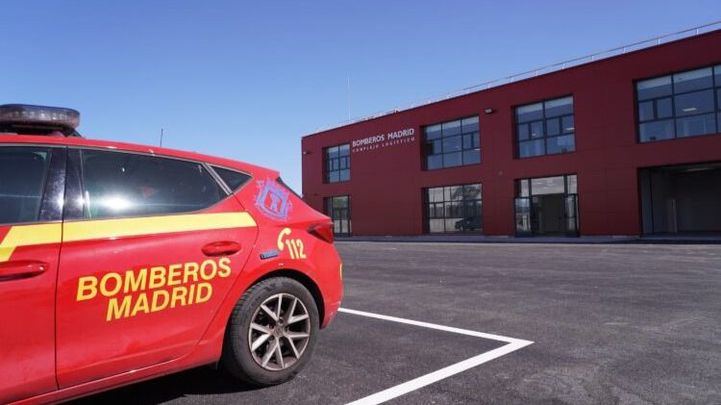 Centro Logístico de Bomberos La Atalayuela, ubicado en el distrito de Villa de Vallecas