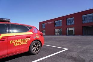 Centro Logístico de Bomberos La Atalayuela, ubicado en el distrito de Villa de Vallecas