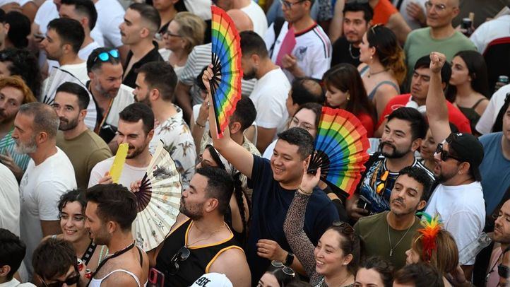Público en el pregón del MADO 2026