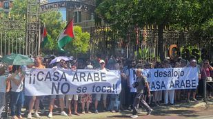 Los socialistas reclaman “transparencia y soluciones” para garantizar el futuro de Casa Árabe