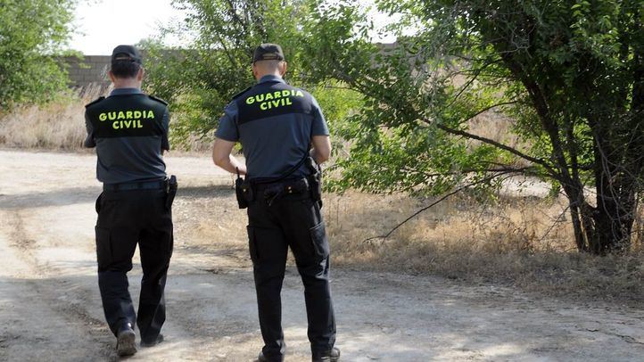 Una pareja de la guardia civil rural.